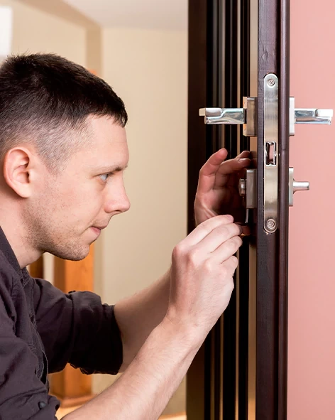: Professional Locksmith For Commercial And Residential Locksmith Services in Pensacola
