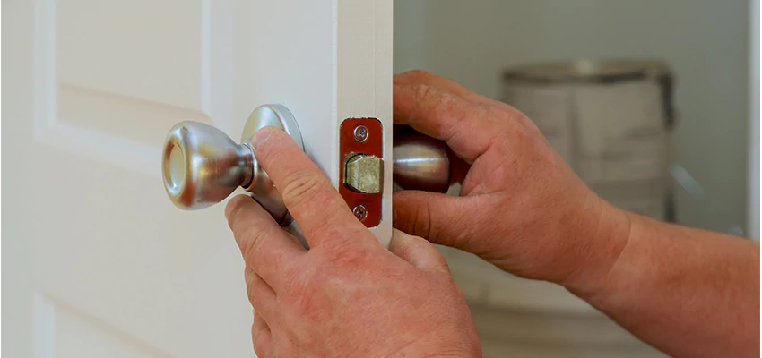 AAA Locksmiths For lock Replacement in Pensacola