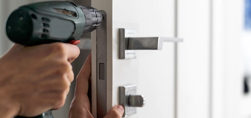 Locksmith For Lock Replacement Near Me in Pensacola