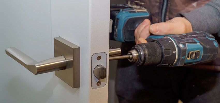 Broken Door Handle Lock Repair in Pensacola