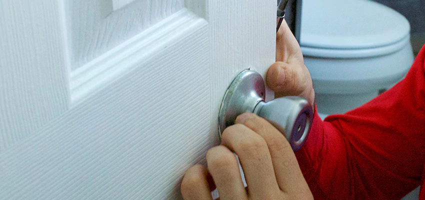 Vintage Door Knob Replacement in Pensacola